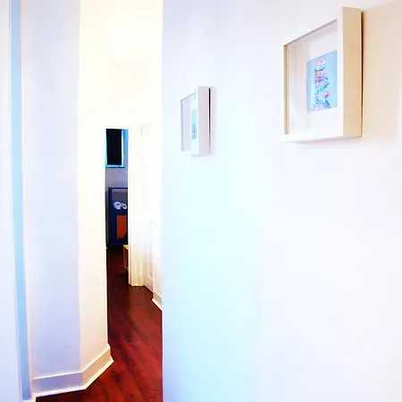 Calm Bright Flat Bairro Alto. 리스본