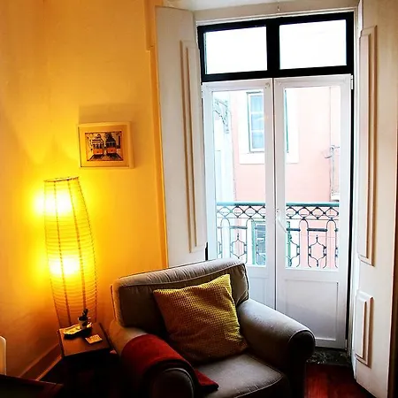 Calm Bright Flat Bairro Alto. * 리스본
